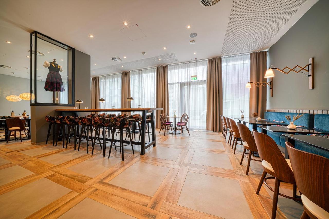 Vienna House Easy By Wyndham Freiburg City מראה חיצוני תמונה