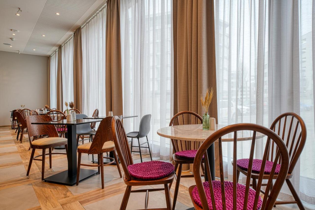 Vienna House Easy By Wyndham Freiburg City מראה חיצוני תמונה