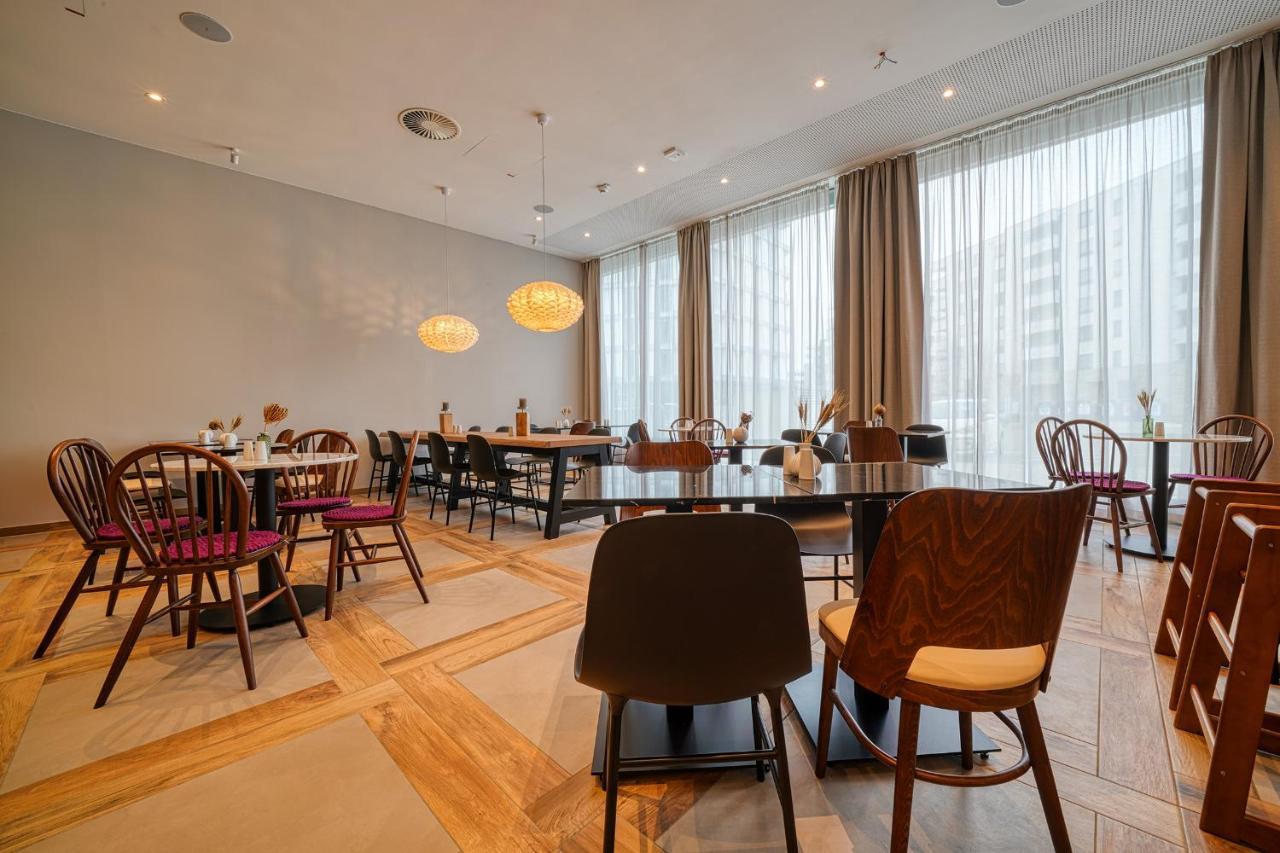 Vienna House Easy By Wyndham Freiburg City מראה חיצוני תמונה