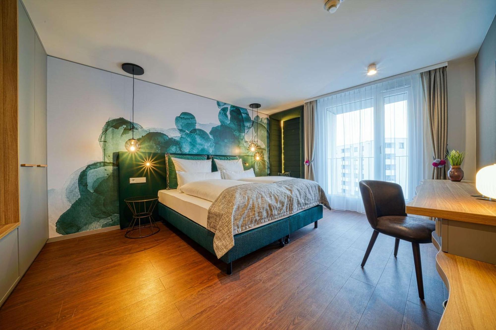 Vienna House Easy By Wyndham Freiburg City מראה חיצוני תמונה