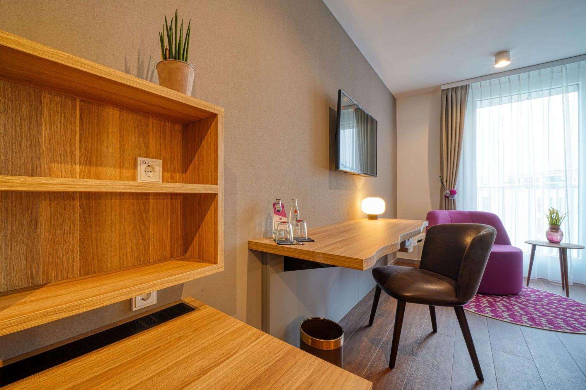 Vienna House Easy By Wyndham Freiburg City מראה חיצוני תמונה