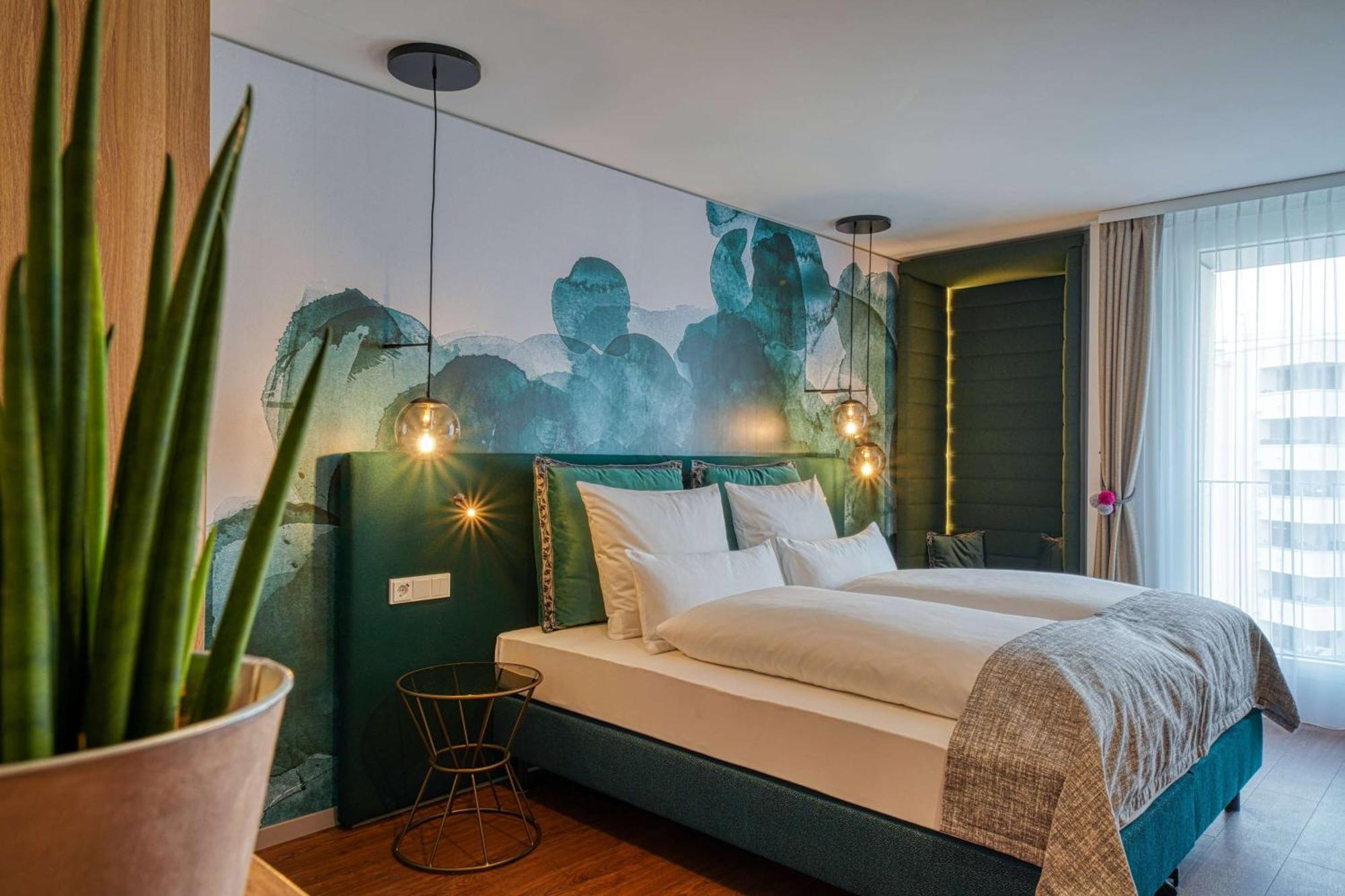 Vienna House Easy By Wyndham Freiburg City מראה חיצוני תמונה
