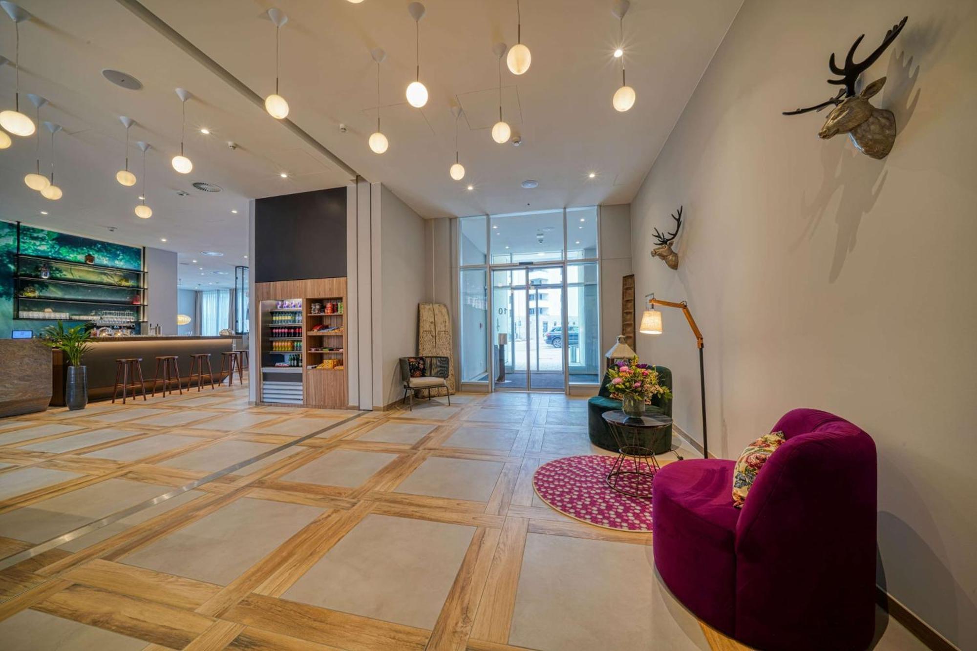 Vienna House Easy By Wyndham Freiburg City מראה חיצוני תמונה